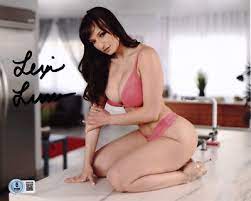 Lexi Luna เสน่ห์สาวรุ่นใหญ่แห่งวงการเอวี กับเส้นทางความสำเร็จที่น่าจับตา